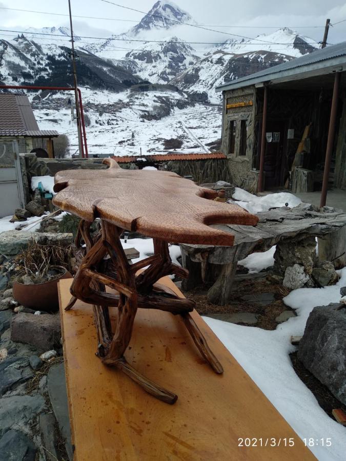 Qusha Guesthouse Meeting In The Mountains And Views Kazbegi Exterior foto