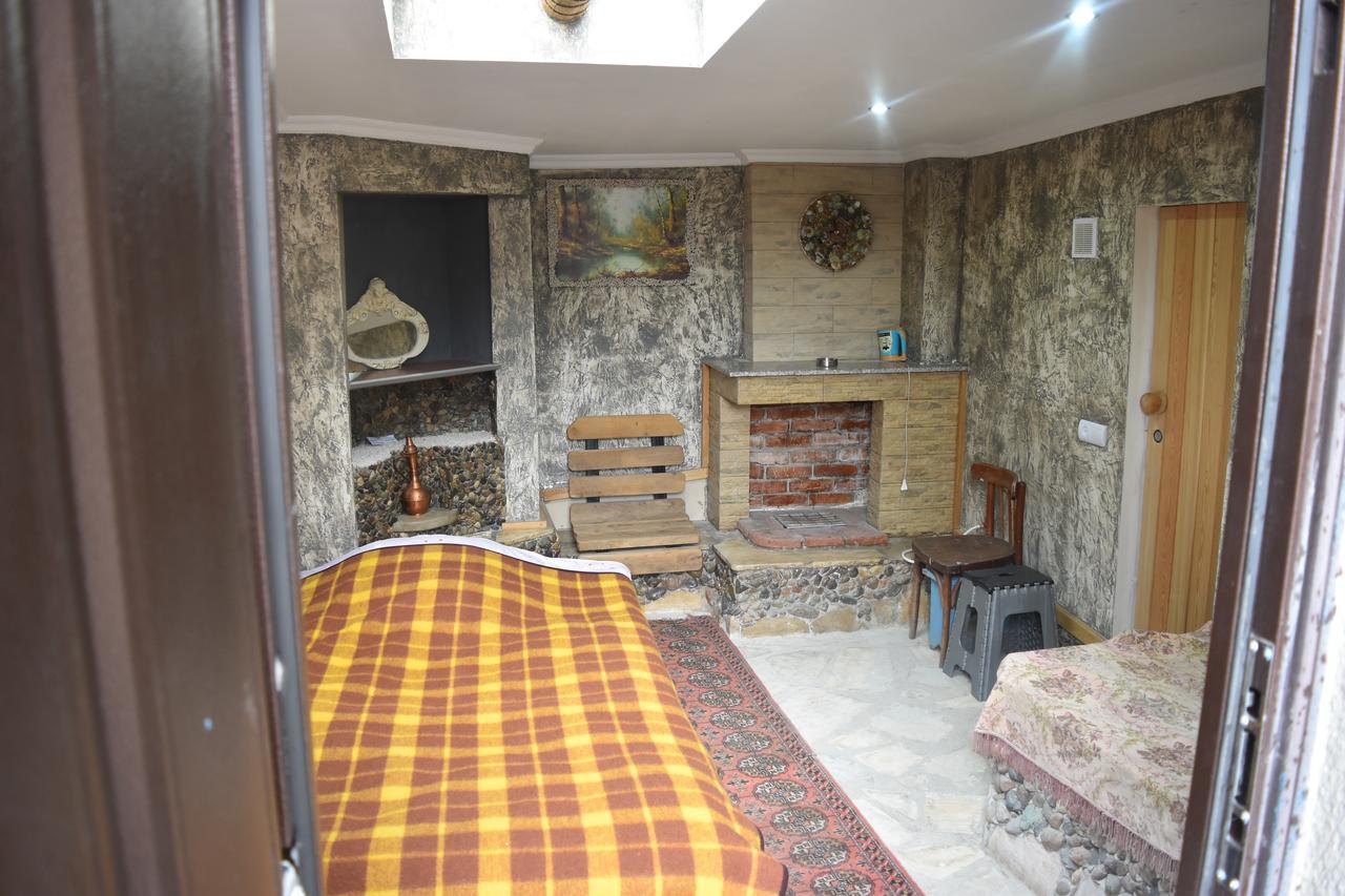 Qusha Guesthouse Meeting In The Mountains And Views Kazbegi Exterior foto
