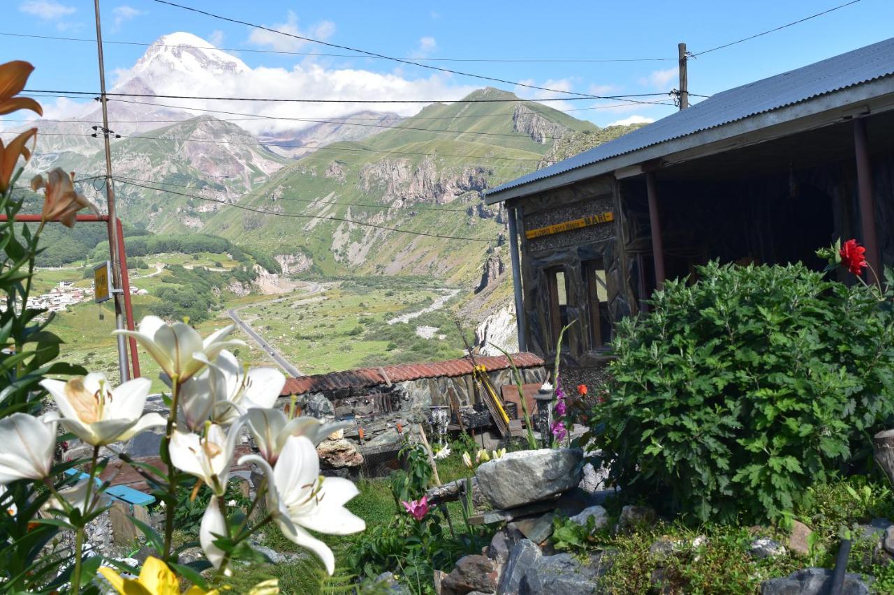 Qusha Guesthouse Meeting In The Mountains And Views Kazbegi Exterior foto